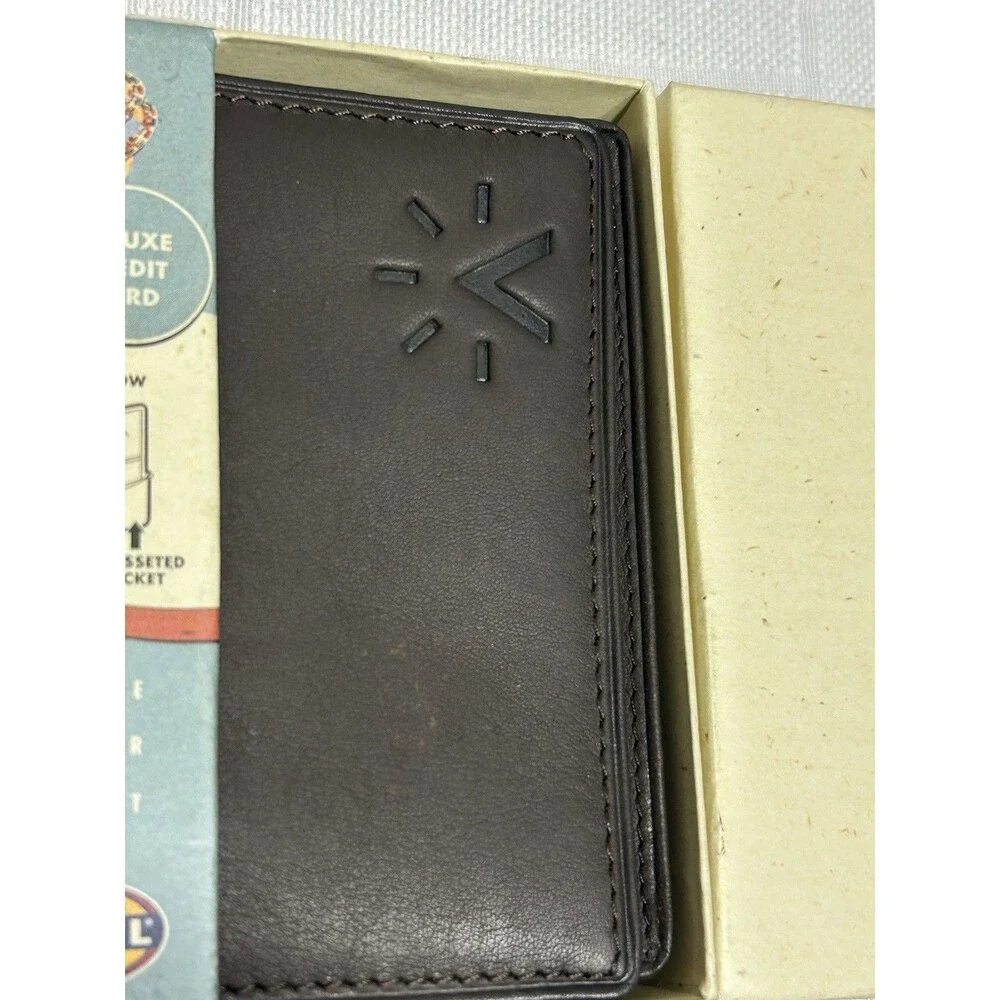 NEW! FOSSIL Bag Co. Mens Brown Leather BI-Fold Deluxe Credit Card Wallet belt